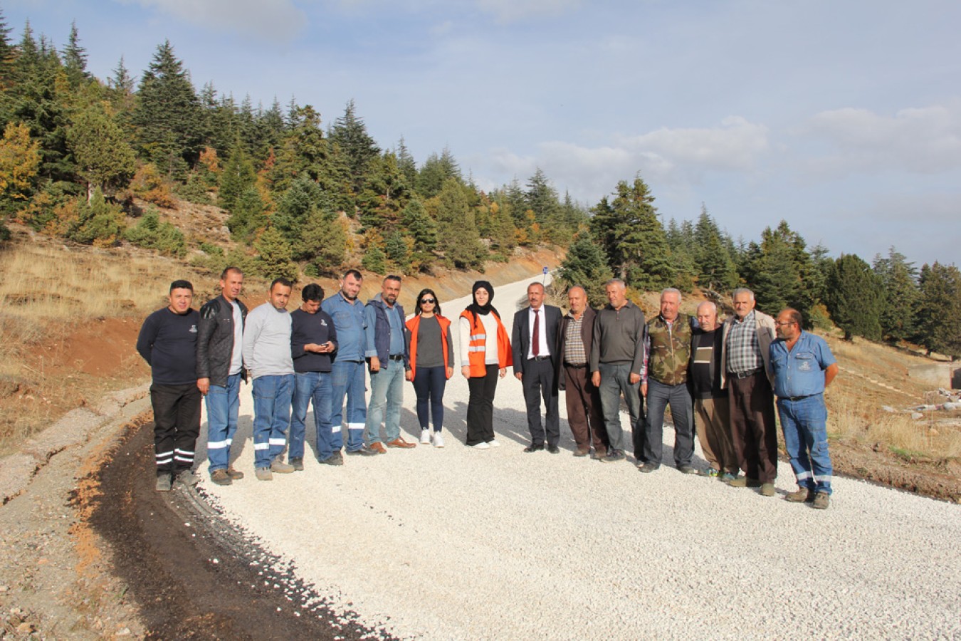 Yalıhüyük Gölcük Yayla yolu sorunu çözüldü